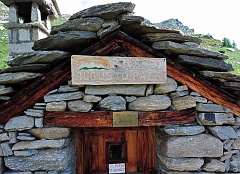 Bivacco Augusto Pala all'Alpe Hinderbalmo